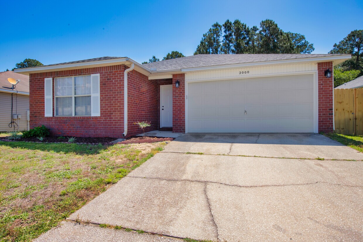 2000 Reserve Blvd, Gulf Breeze, FL 32563 House Rental in Gulf Breeze