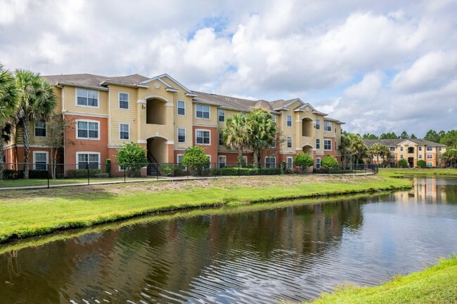 Foto del edificio - Pine Meadows Apartments