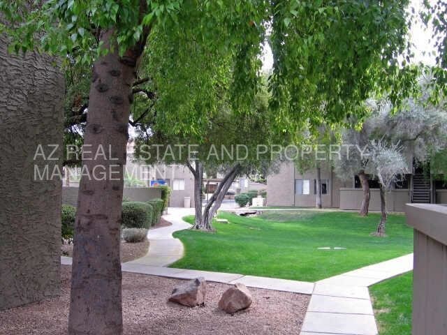 Building Photo - 2938 N 61st Pl
