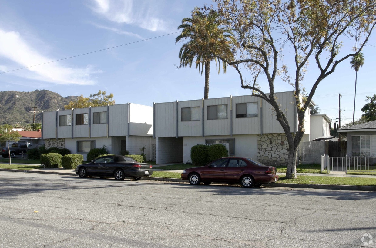 Primary Photo - 928-932 N Alameda Ave