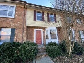 Building Photo - 16128 Clarence Ct