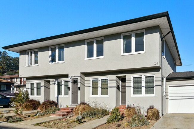 Building Photo - 1023 Washington Ave