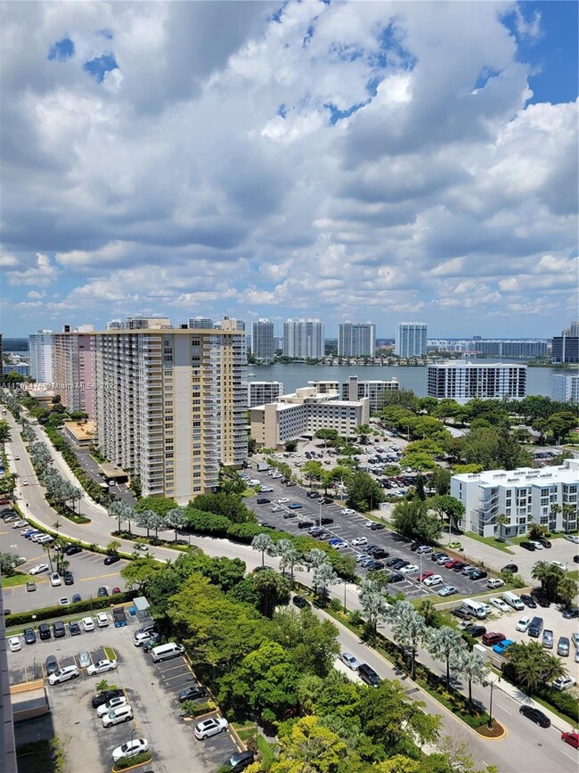 Building Photo - 210  174th St  2417 Sunny Isles Beach Fl 3...