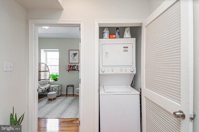 Foto del edificio - 1007 S 19th St