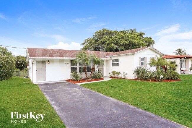 Foto del edificio - 6119 NW 18th Ct