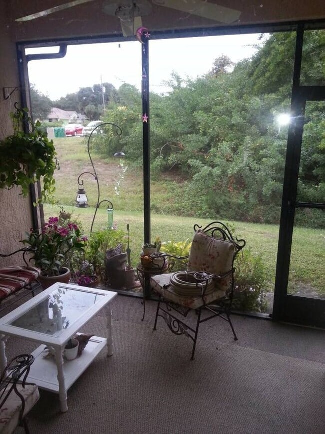 Building Photo - Boundary