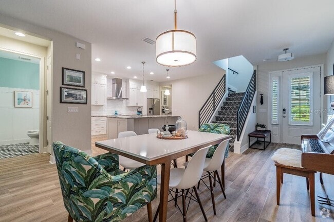 Building Photo - 4528 Chinkapin Dr