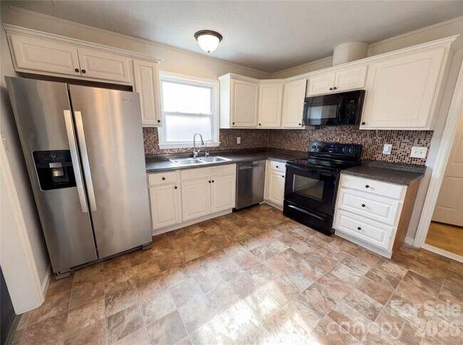 Foto del edificio - 120 Sunset Ln