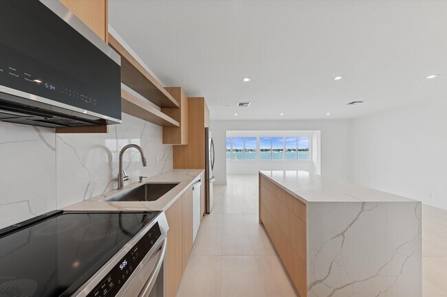 Foto del edificio - 300 53rd St