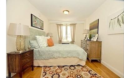 Foto del edificio - 3030 Middletown Rd