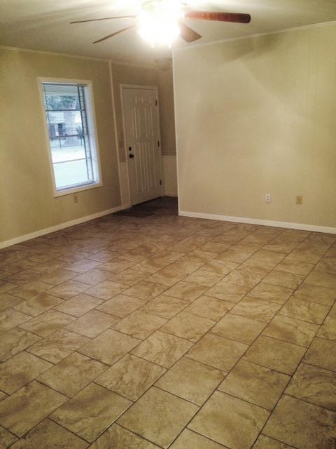 Living - 214 E Parker Rd