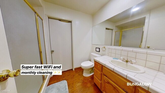 Foto del edificio - 1064 Bentoak Ln