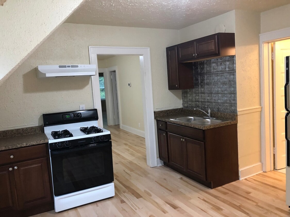 Foto del edificio - 2564 N Humboldt Blvd