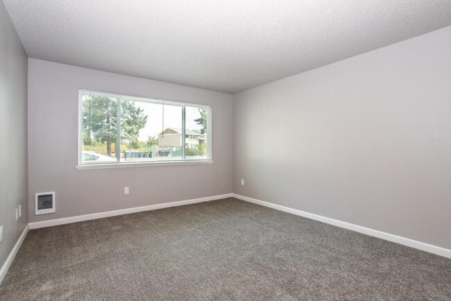 Building Photo - Forest Park Apartments