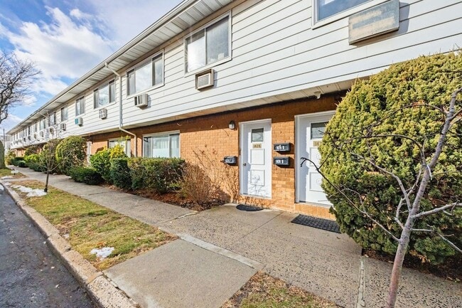 Photo - 1474 68th St Apartment