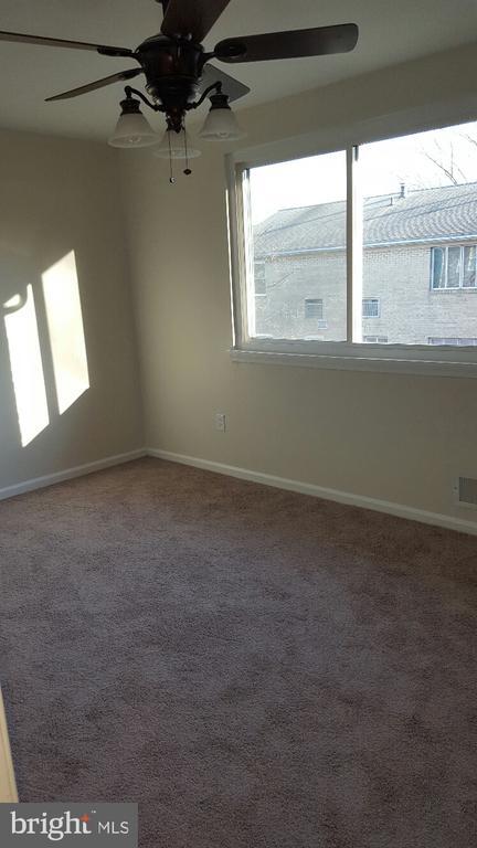 Building Photo - 1833 Addison Rd S