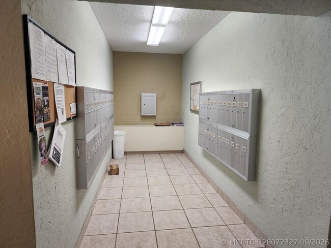 Building Photo - 805 Cypress Blvd