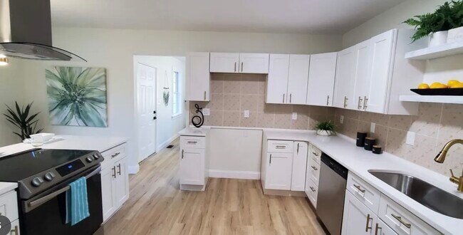 Foto del edificio - 618 Belvin Ave
