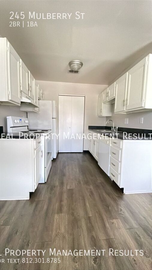 Foto del edificio - 245 Mulberry St