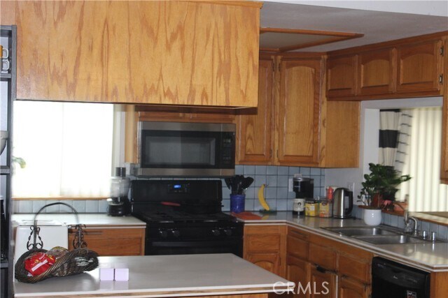 Foto del edificio - 4905 E Holbrook St