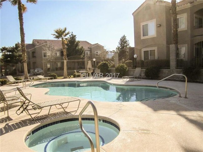 Foto del edificio - 9470 Peace Way, Unit# 219