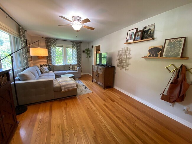 Building Photo - North AVL - Spacious Home with Large Yard and Outdoor Fireplace!