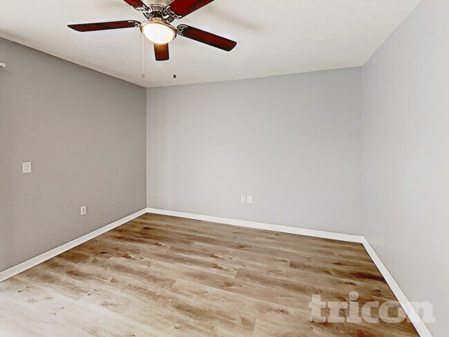 Building Photo - 3109 Camphor Dr