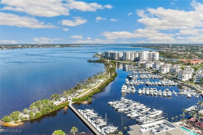 Building Photo - 11600 Court of Palms