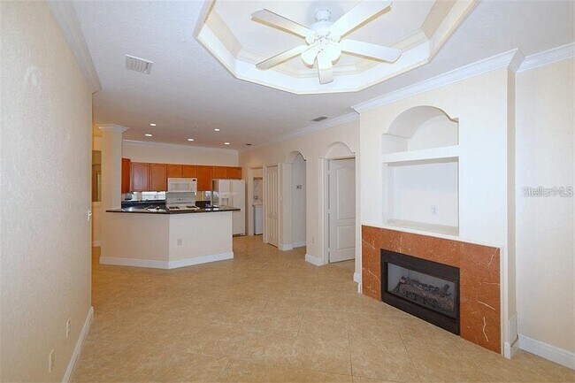 Building Photo - 2709 Via Cipriani