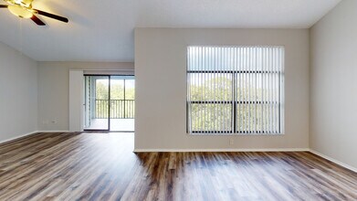 Interior Photo - Inlet Bay at Gateway