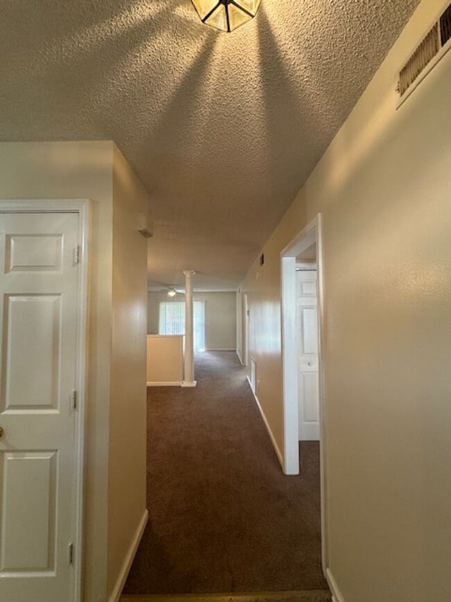 Building Photo - Holton Place - McClelland Dr.