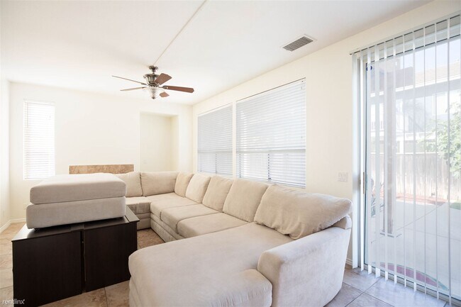 Foto del edificio - 4 br, 3 bath House - 29521 Camino Pepita