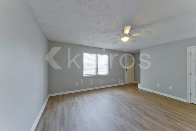Building Photo - 170 Deer Pkwy.