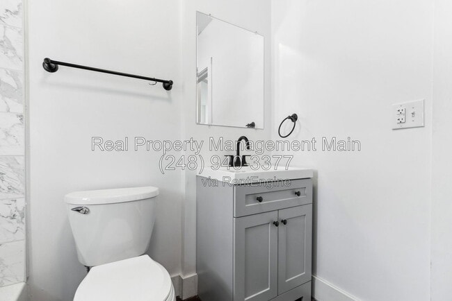 Building Photo - 1612 Bagley St