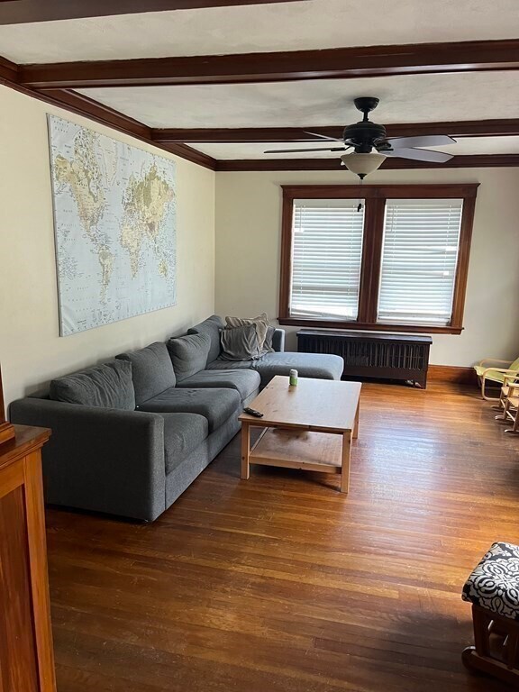 Foto del edificio - 43 Pleasant Hill Ave