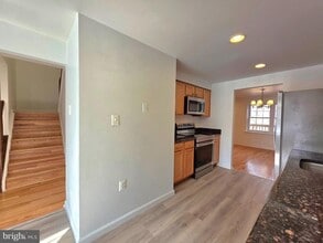 Building Photo - 2520 Doverhill Ct