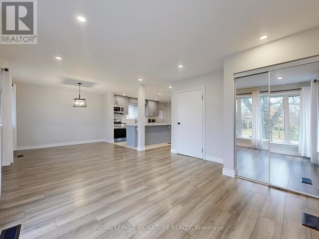 Photo du bâtiment - 10 Vesper Ct