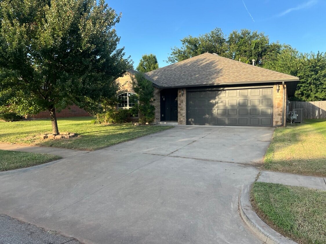 Foto del edificio - 3701 Truman Dr