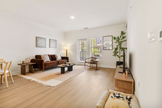 Building Photo - The Alexander