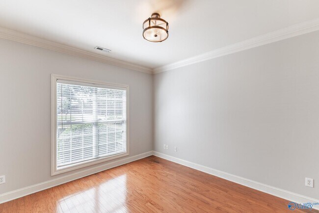 Foto del edificio - 125 Monument Ln