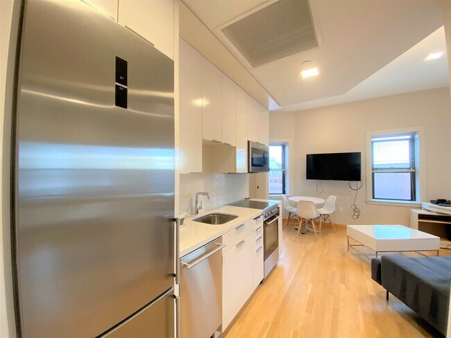Foto del edificio - 115 Mt Auburn St