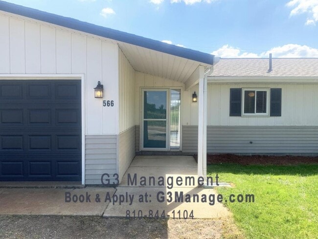 Building Photo - 566 E Marr Rd