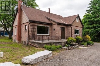 Building Photo - 657 Brant-Waterloo Rd