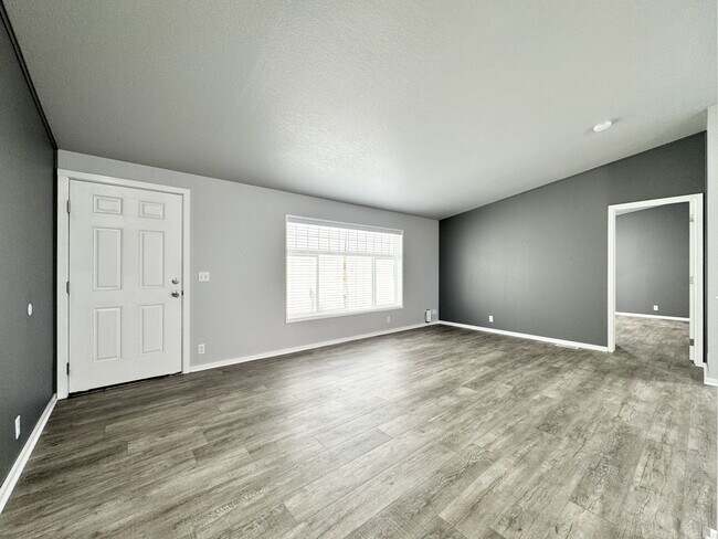 Foto del edificio - 9500 SW Old Highway 47