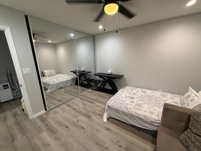 Foto del edificio - 7600 Coldwater Canyon Ave