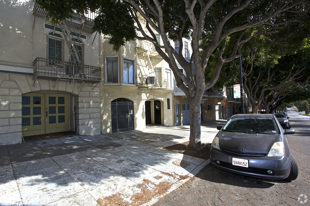 Foto del edificio - 115 Dolores St