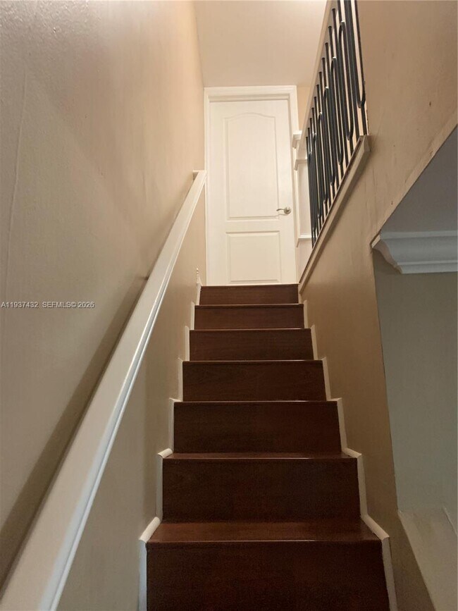 Foto del edificio - 6667 Miller Dr