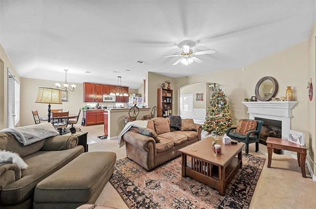 Building Photo - 2605 Pinto Dr