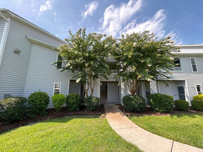 First floor 2 bedroom/2 bathroom condomini... - First floor 2 bedroom/2 bathroom condomini...