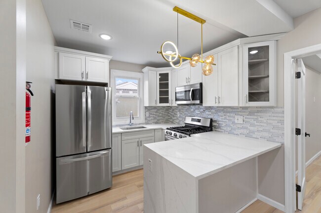 Cocina - 40 Lewis Ave